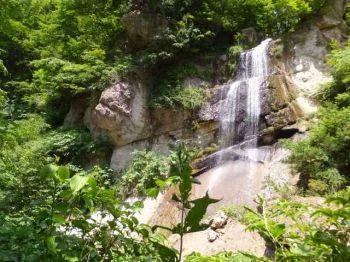 Плато Омосирояма Omoshiroyama Plateau