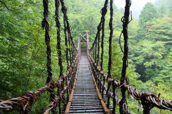 Мосты Оку-Ия Кадзурабаси Oku-Iya Kazurabashi Bridges