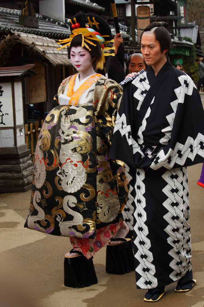 Авторство Konstantin Papushin from Buffalo Grove, USA. Oiran, CC BY-SA 2.0, httpscommons.wikimedia.org