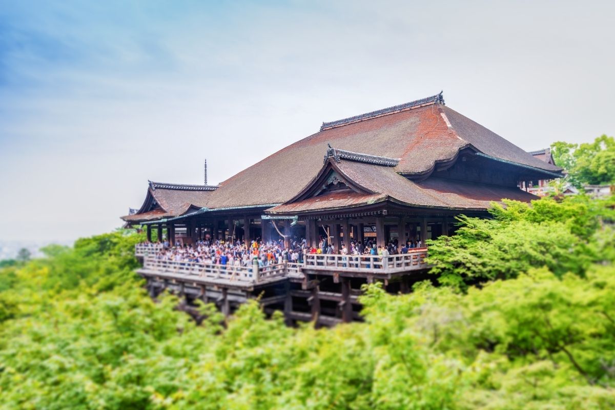 Большой храм в Киото