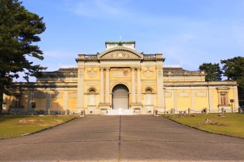 Национальный музей Нара Nara National Museum