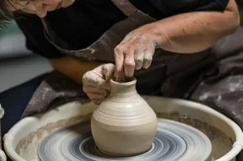 Гончарная деревня Хирасимидзу Hirashimizu Pottery District