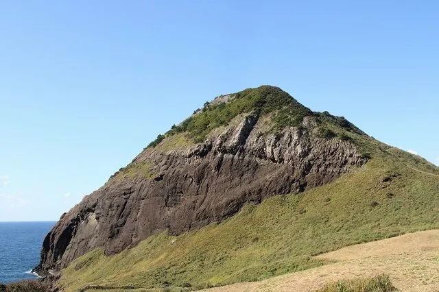 Каменный монолит Оногаме Onogame monolith