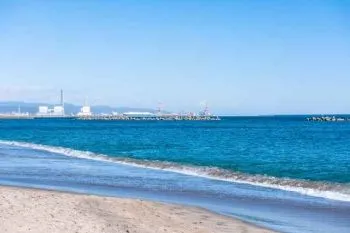 Пляж Адзигаура Ajigaura Beach